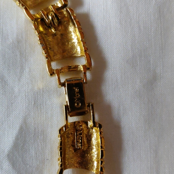 VTG rare Monet gold and pearl necklace (#15) - Picture 3 of 3